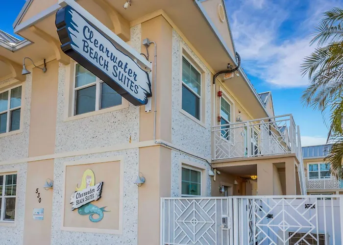 Apartment Clearwater #206 - Heated Pool - Steps To The Sand!